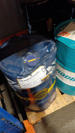 photo_5242498504281158862_y