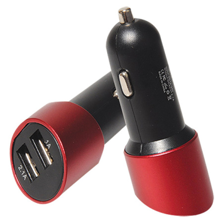 Зарядное устройство в прикуриватель а/м, универсальное, ( 12 В., 2 USB-выхода: 1, 2.1 А.) /кор.50шт/
